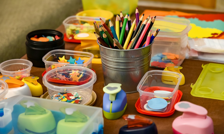 The Importance of Arts and Crafts for Children in Today’s Screen-Dominated World